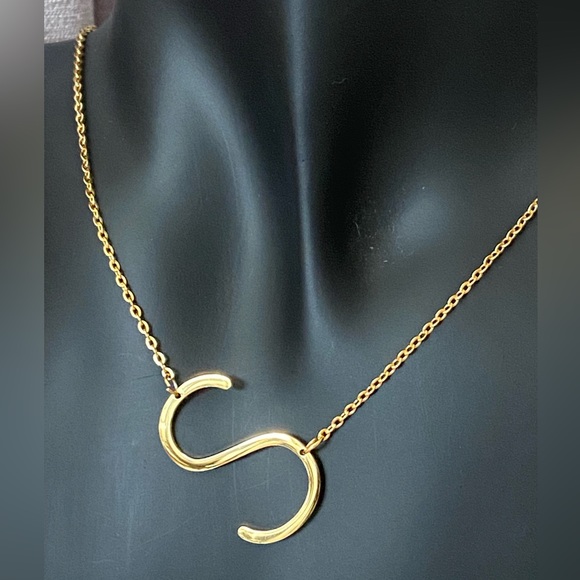 SAVVY CIE JEWELS 14K Gold Plated Initial Necklace – Letter S - Picture 2 of 7